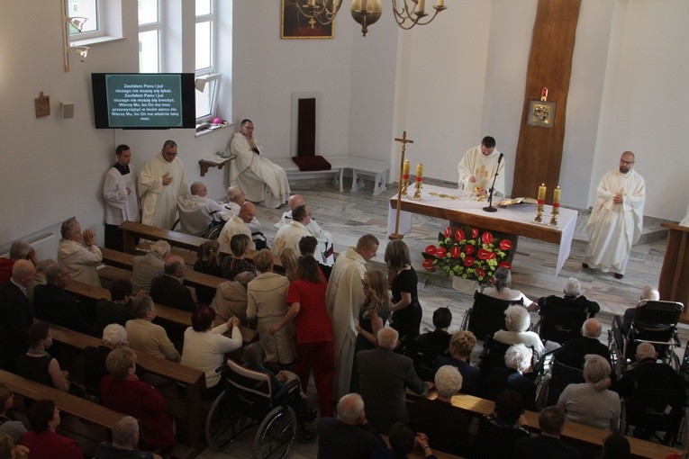 Sikórz. Święto Domu Seniora Leonianum