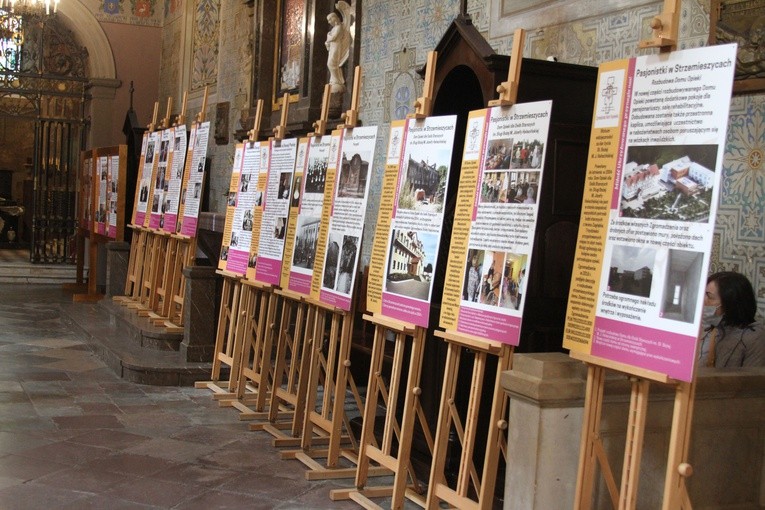 Płock. 100-lecie sióstr pasjonistek. Część II