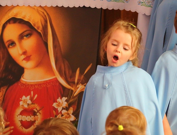 Śpiewem chwalmy Maryję