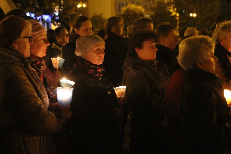 Procesja fatimska w Rypinie. Część 1