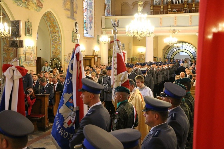 Sztandar dla policji w Przasnyszu