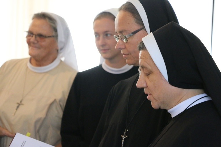 Obłóczyny u sióstr pasjonistek