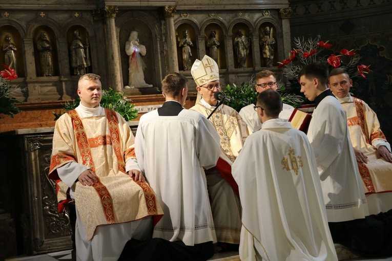 Święcenia kapłańskie w Płocku
