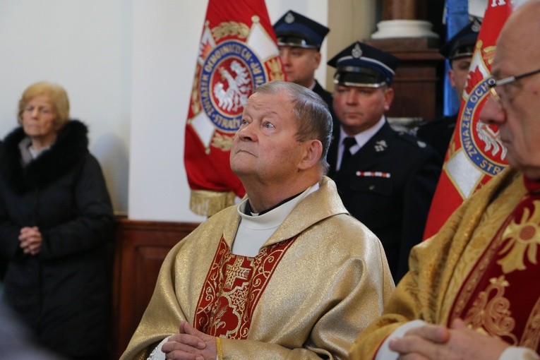 Pułtusk. Jubileusz parafii św. Józefa i wprowadzenie relikwii św. Jana Pawła II