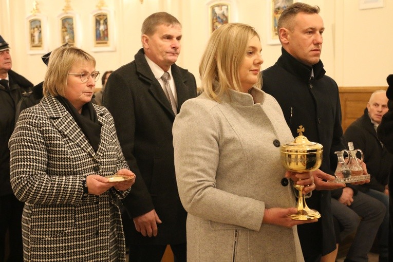Rogotwórsk. Poświęcenie nowego ołtarza