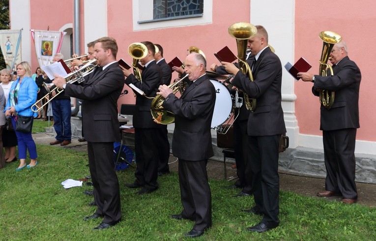 Dożynki diecezjalne w Zielonce Pasłęckiej