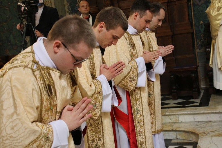 Święcenia diakonatu w Płocku. Część II