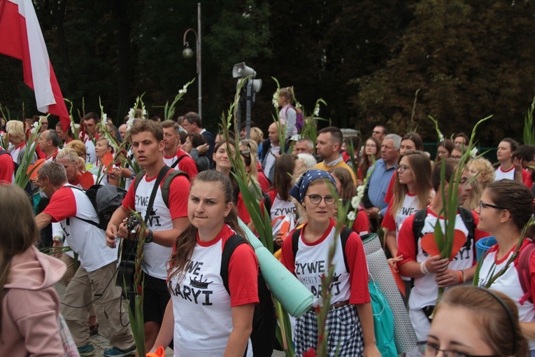 Pielgrzymka. Jasna Góra (część 1)