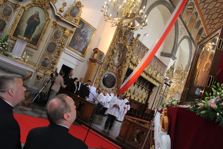 Pułtusk. Procesja do bazyliki