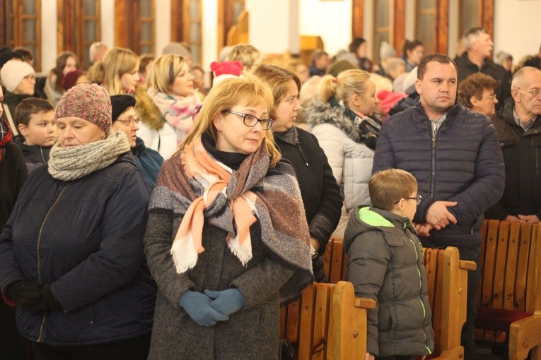Łąck. Nawiedzenie w parafii św. Walentego w Korzeniu