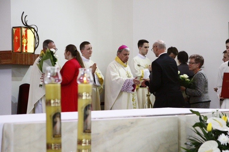 Poświęcenie kościoła Miłosierdzia Bożego w Gliwicach