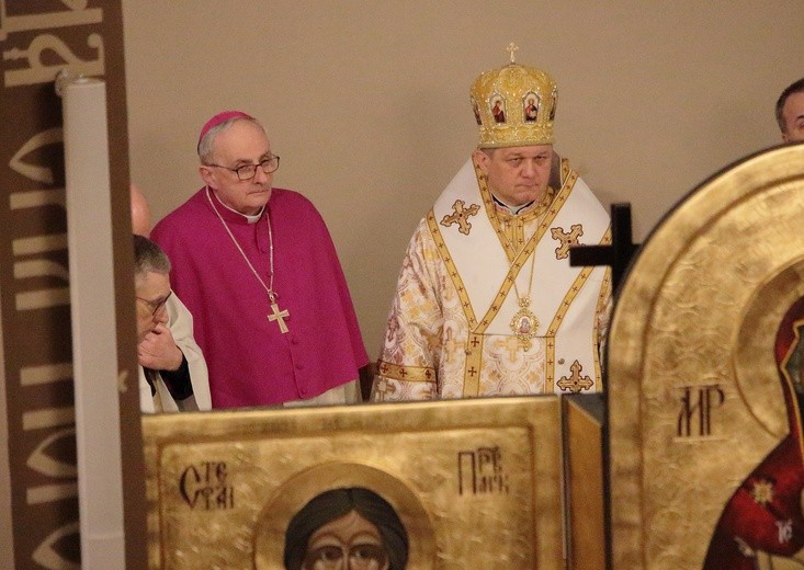 Elbląg. Boska Liturgia w intencji pokoju