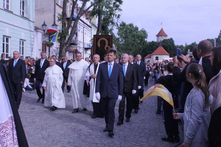 Pułtusk. Procesja do bazyliki
