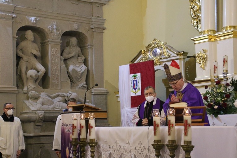 Drobin. Poświęcenie odnowionego wnętrza kościoła