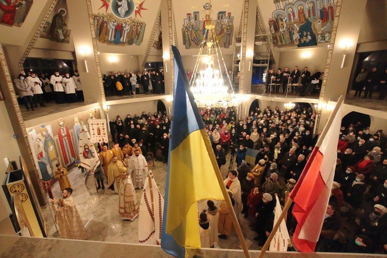 Elbląg. Boska Liturgia w intencji pokoju