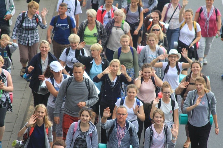 Wyjście pielgrzymki. Część 2