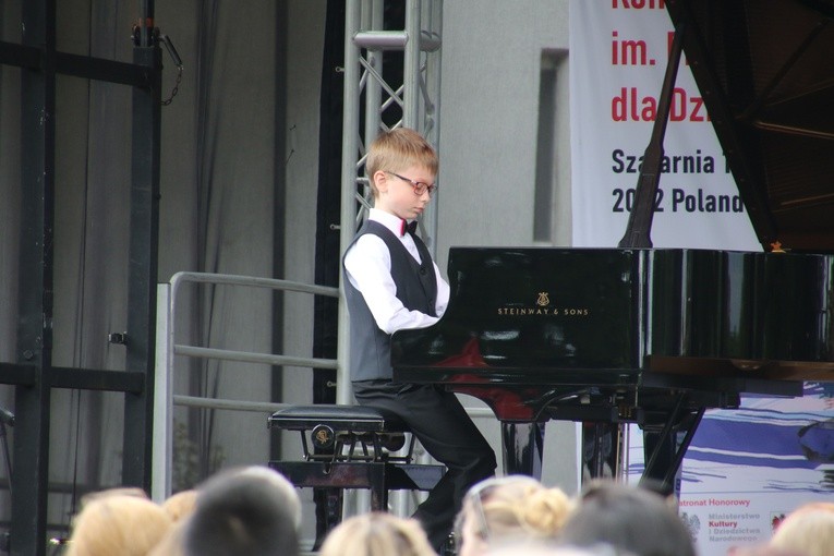 Szafarnia. Finał konkursu pianistycznego