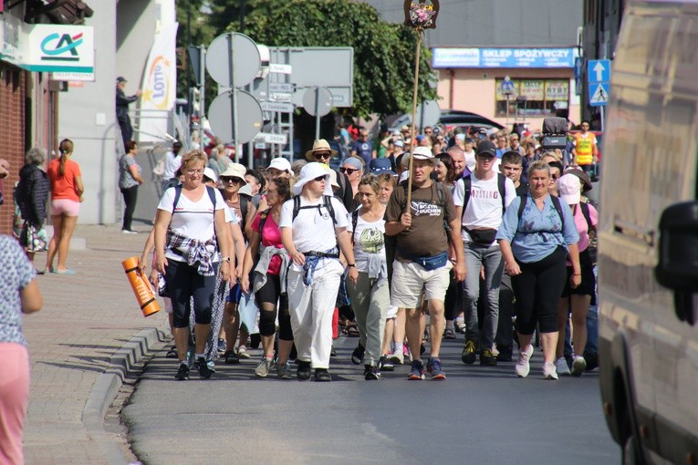 Pielgrzymka. Obiad w Gostyninie