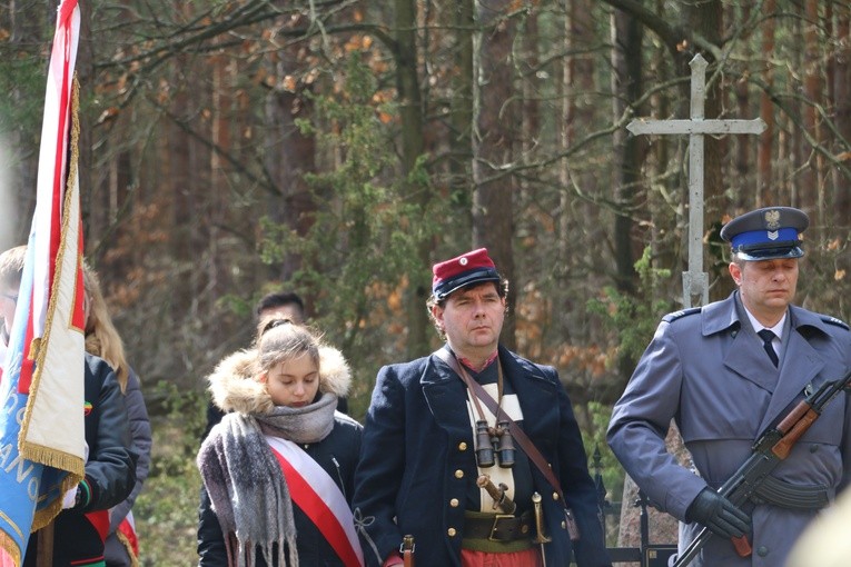 Uroczystości patriotyczne k. Radzanowa n. Wkrą