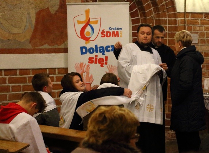 Peregrynacja symboli ŚDM - Morąg