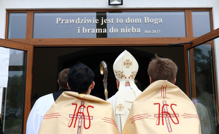 Poświęcenie kościoła Matki Bożej Fatimskiej i św. Jana Pawła II 