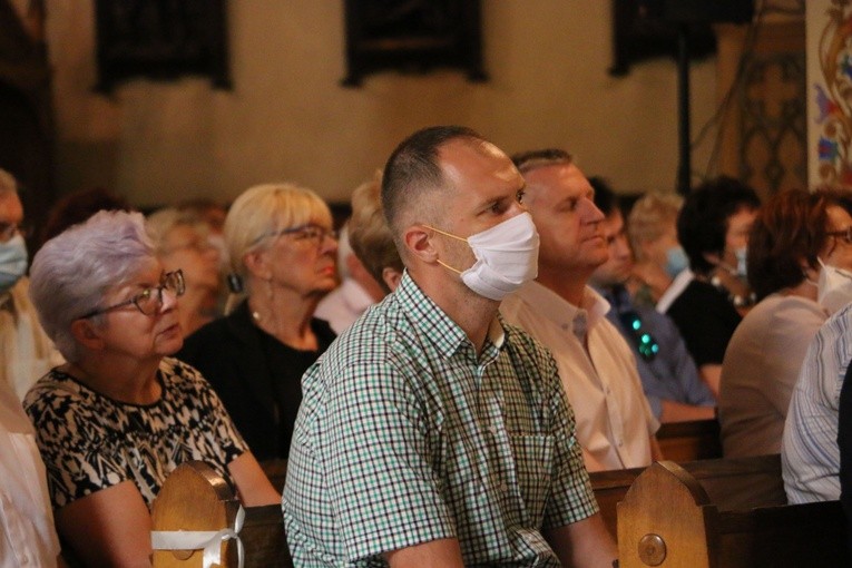 Ciechanów. Koncert papieski w farze
