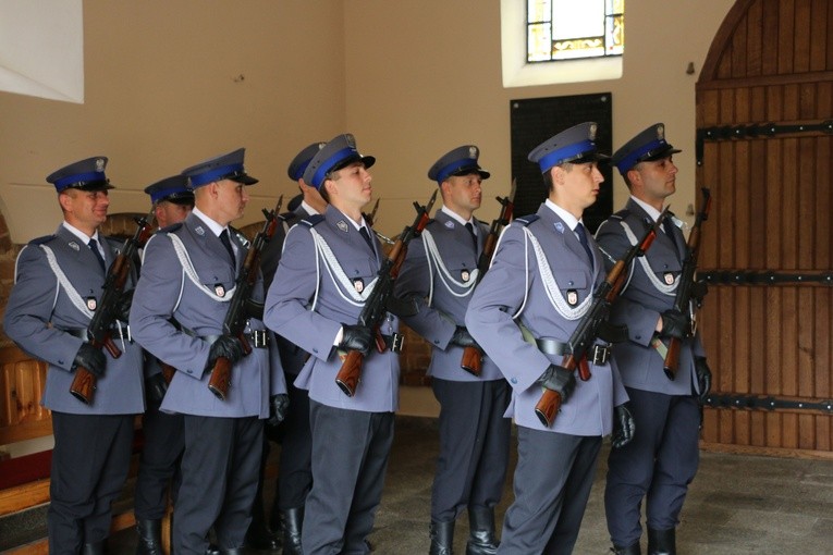 Sztandar dla policji w Przasnyszu