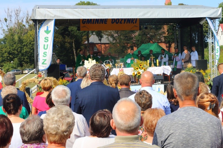 Dożynki gminne w Bałoszycach