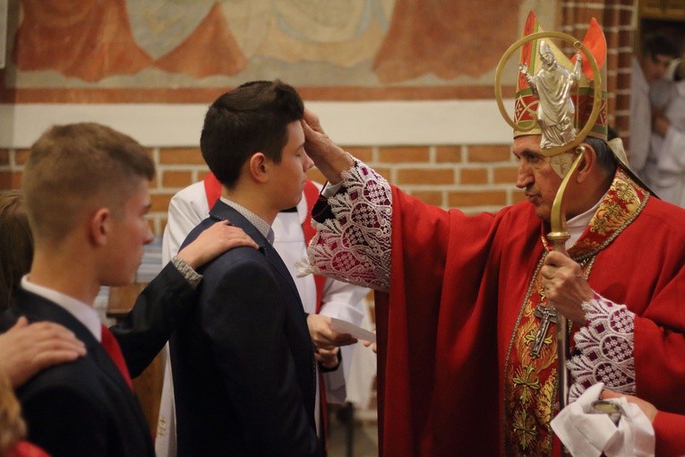 Morąg - kościół św. Piotra i Pawła