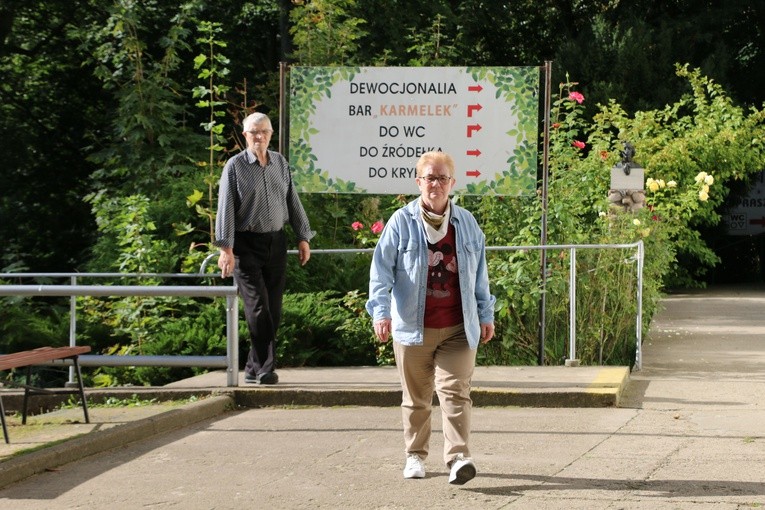 Pielgrzymka młodych z Rypina do Obór