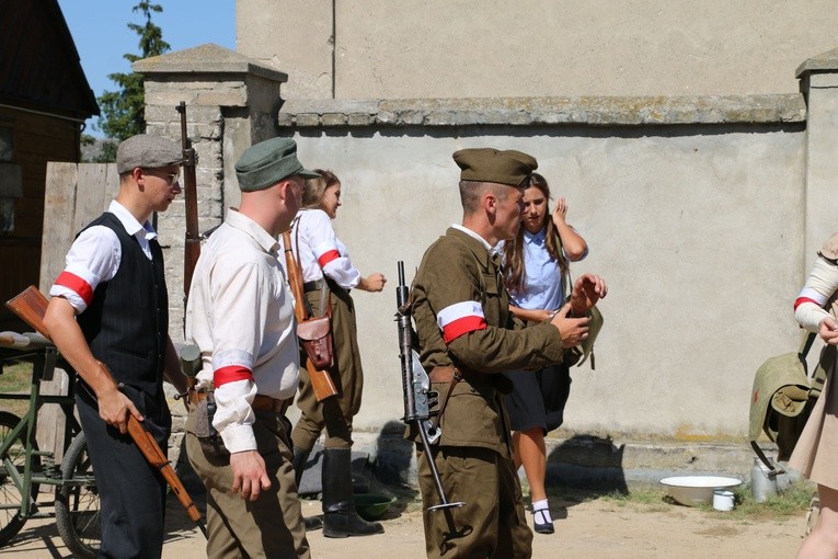 Rekonstrukcja powstania '44 w Raciążu