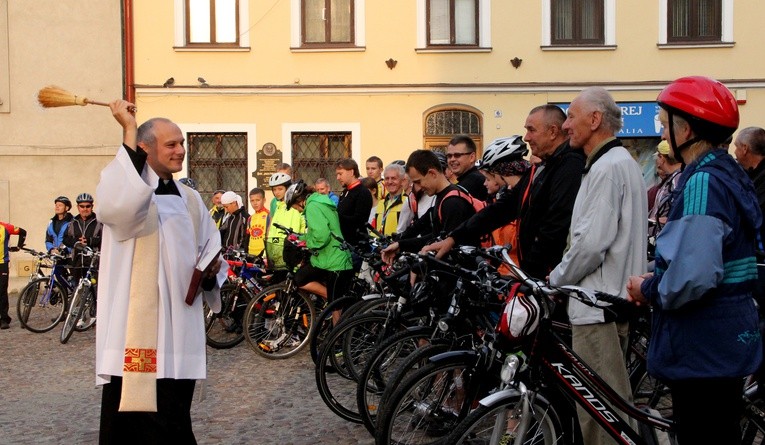 Rowerami na Jasną Górę