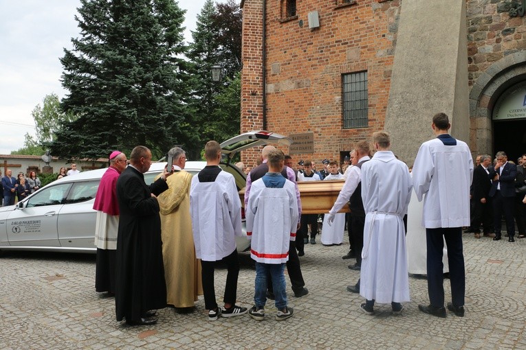 Czerwińsk. Pożegnanie śp. ks. Jacka Wilczyńskiego SDB