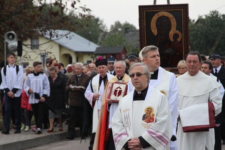 Goleszyn. Nawiedzenie w parafii św. Mateusza Apostoła
