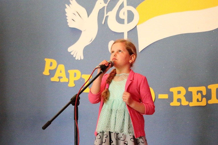 Konkurs piosenki religijno-papieskiej