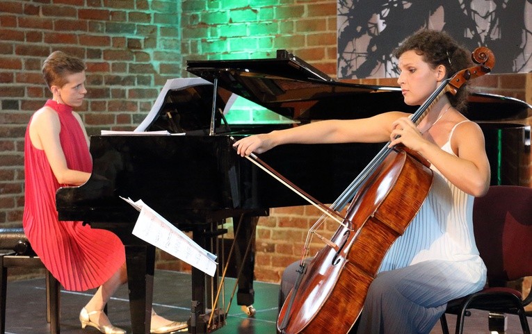Koncert "Chopin i Debussy" w bibliotece C.K. Norwida