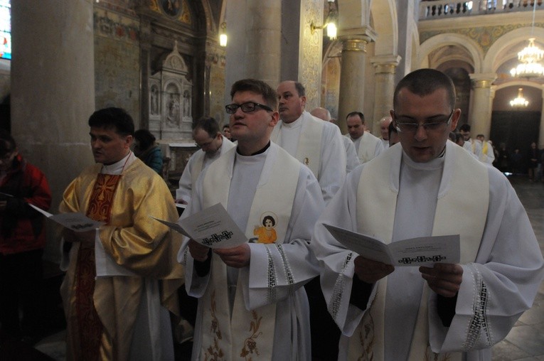 Msza krzyżma cz.2