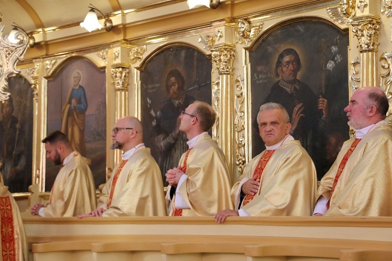 Czerwińsk. 50. rocznica koronacji obrazu Matki Bożej, cz. I