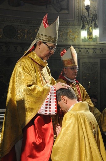 Święcenia biskupie w Płocku - cz. 1