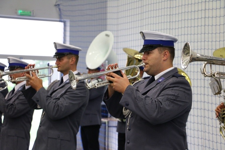 Sztandar dla policji w Przasnyszu