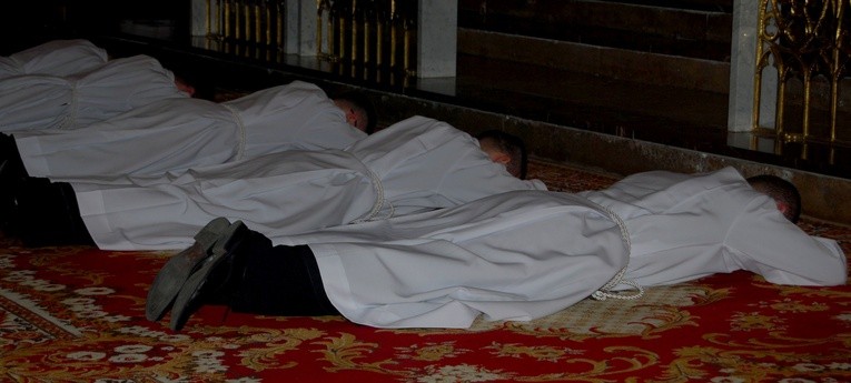 Święcenia diakonatu