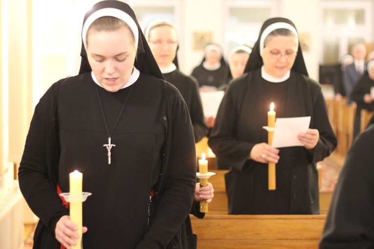 Płock. Święto zakonów u sióstr pasjonistek