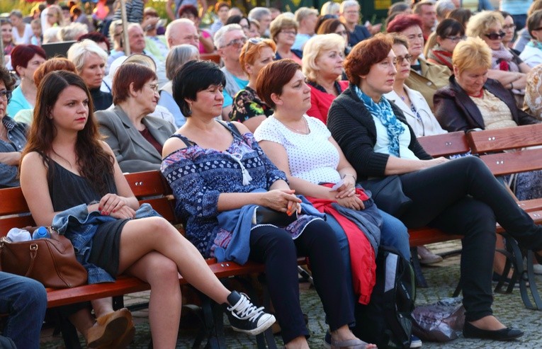 Festiwal Piosenki Wartościowej - Elbląskie Noce 