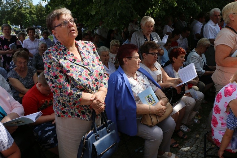 Koronacja w Smardzewie. Część II