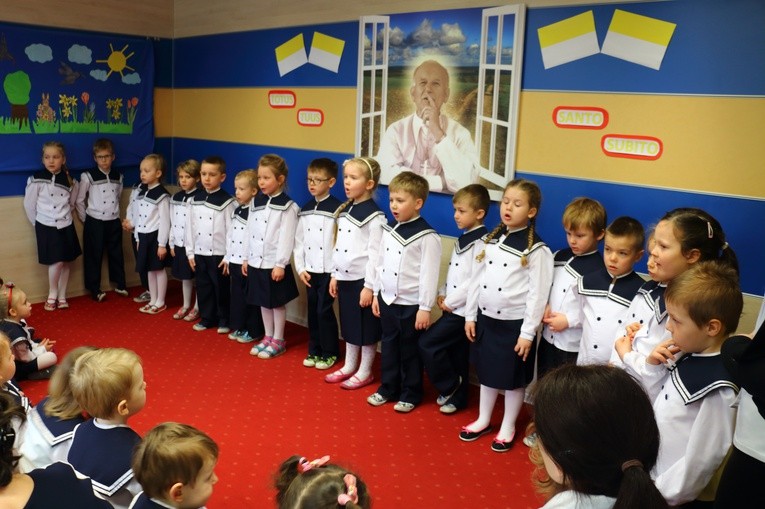 II rocznica kanonizacji Jana Pawła II - przedszkole bł. Franciszki