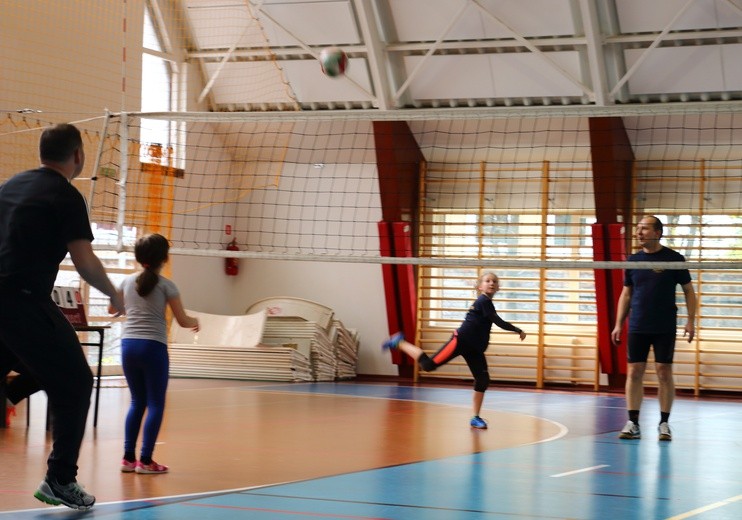 III Rodzinny Turniej Sportowy - Salwatorianie Elbląg
