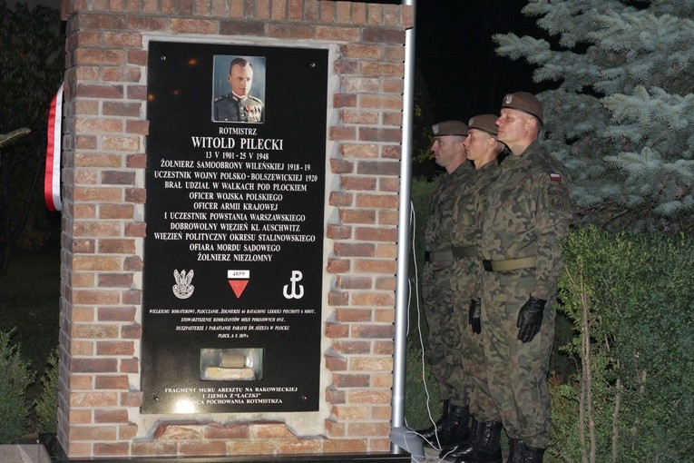 Płock. Odsłonięcie tablicy upamiętniającej Witolda Pileckiego