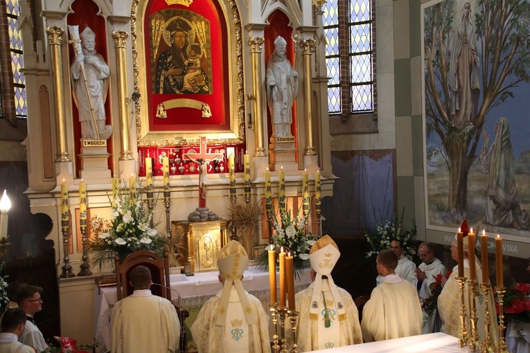 Popowo. V rocznica koronacji obrazu Matki Bożej Popowskiej