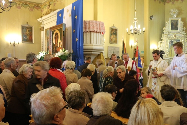 Sokołów. Nawiedzenie w parafii św. Anny