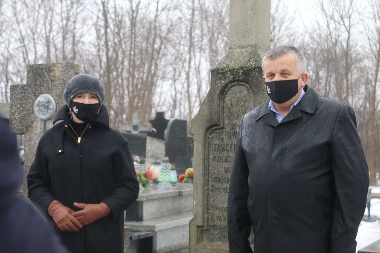 Strzelcy w hołdzie powstańcom styczniowym
